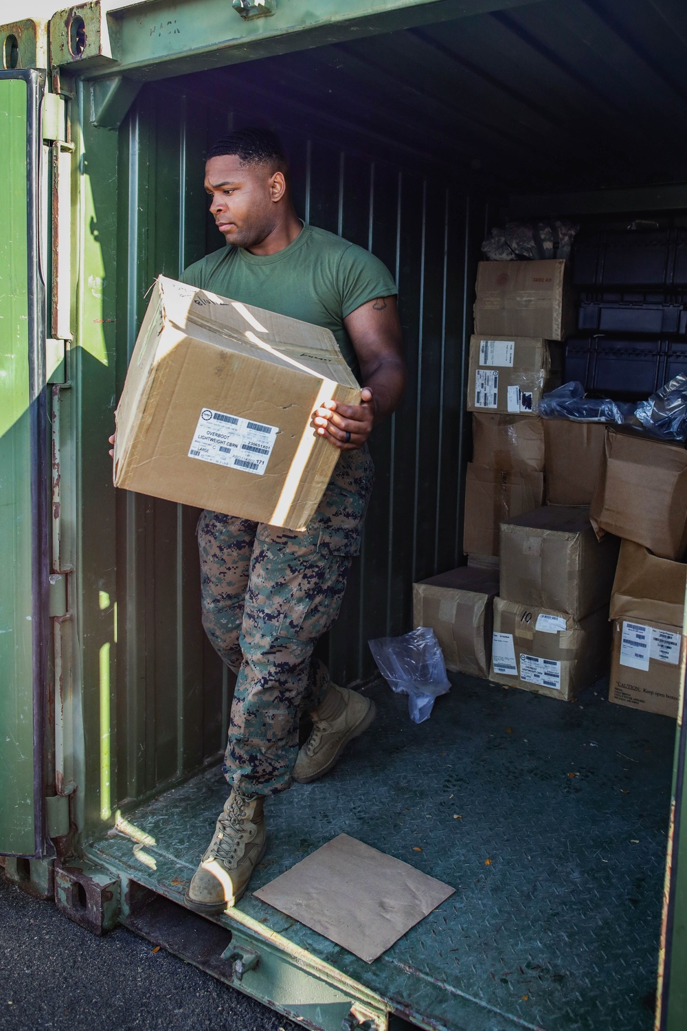 13th Marine Expeditionary Unit conducts Facilities Freeze Week