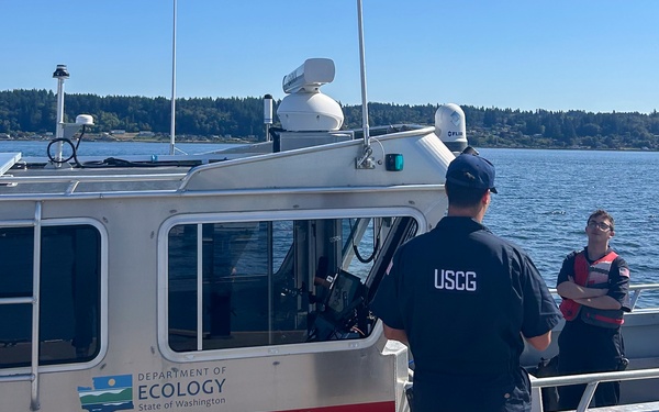 Unified Command Established in Response to Tug Sinking in Bremerton Marina