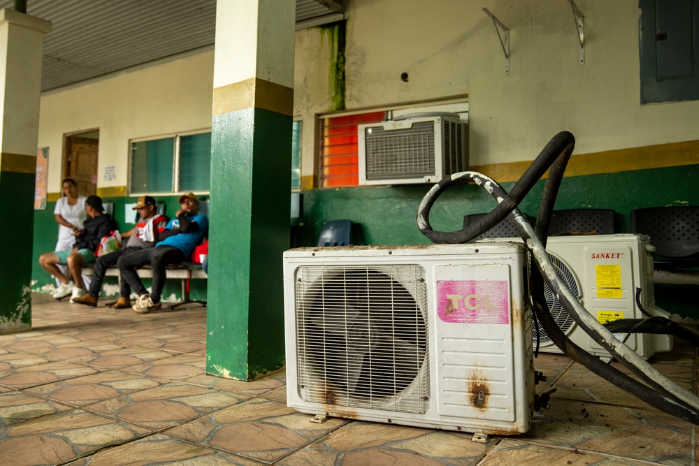 HVAC Techs Bring Lasting Impact to rural Panamanian Clinic