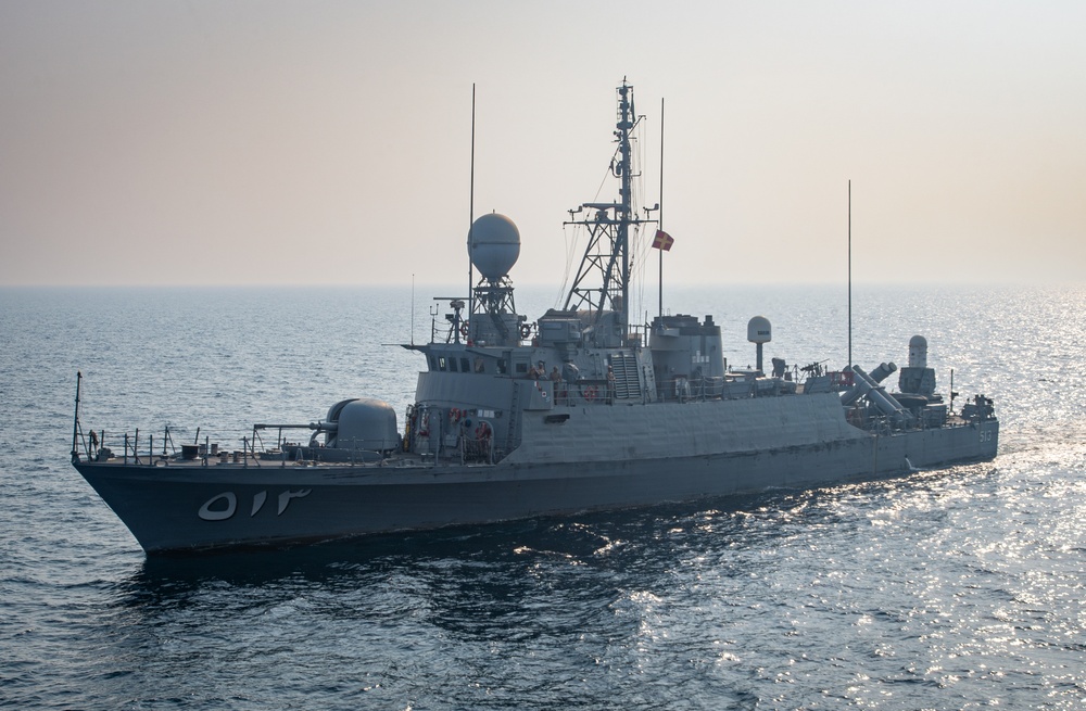 USS Gridley Sails Alongside Royal Saudi Navy