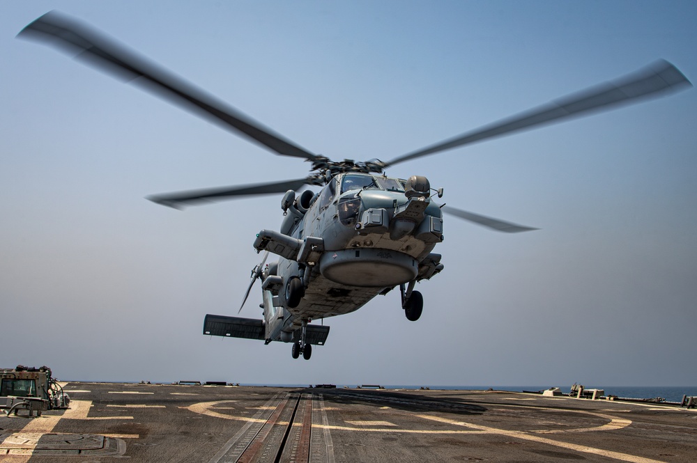 Royal Saudi Navy MH-60R Lands On USS Gridley