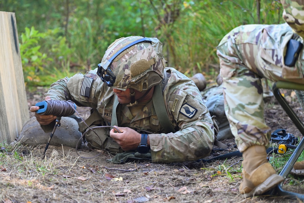 Sky Soldiers Sharpen Lethality and Expertise during Expert Badge Testing in Germany