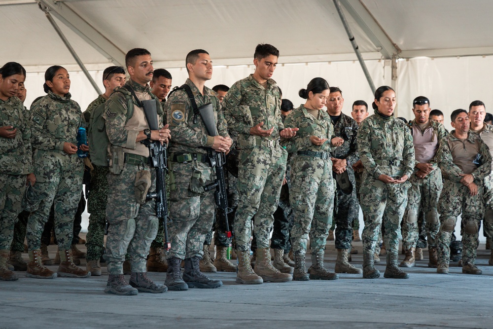 UNITAS 2025: Multinational forces attend a religious service