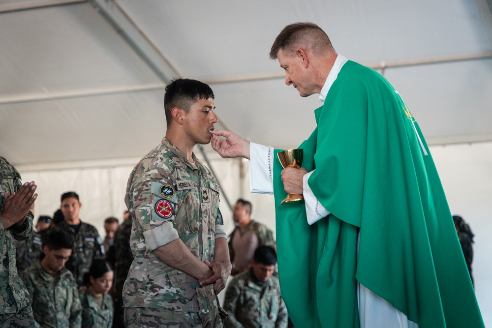 UNITAS 2025: Multinational forces attend a religious service