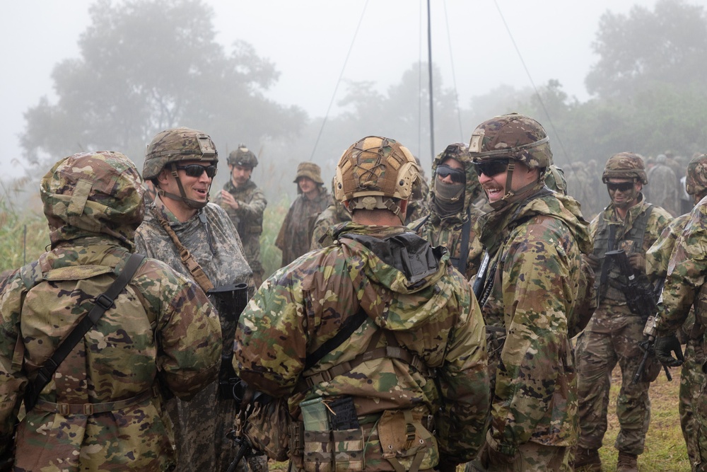 OS25 Multilateral squad maneuver training