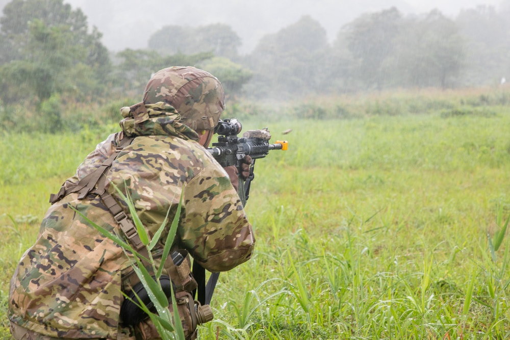 OS25 Multilateral squad maneuver training