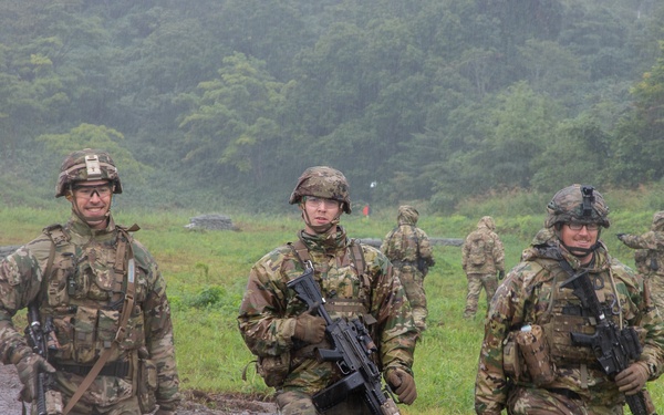 OS25 Multilateral squad maneuver training