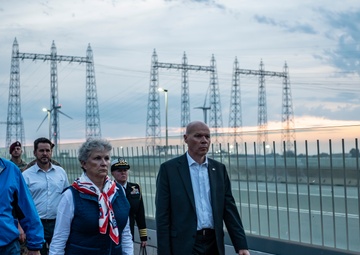 Sunset Crossing at De Oversteek Honors 82nd Airborne’s WWII Sacrifice