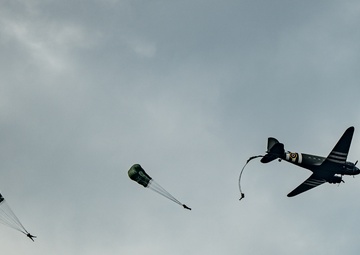 Falcon Leap Airborne Operation For Market Garden 81.