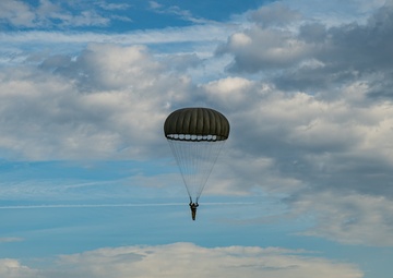 Falcon Leap Airborne Operation For Market Garden 81.