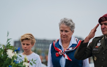 Market Garden 81 - Waal River Crossing Ceremony