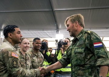 Knight Soldiers Meet Dutch Royalty During Falcon Leap 25