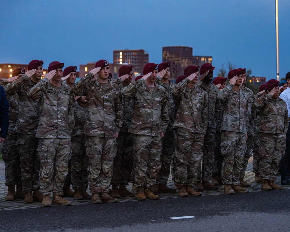 “Sunset March” and Waal River Crossing commemoration Operation For Market Garden 81.