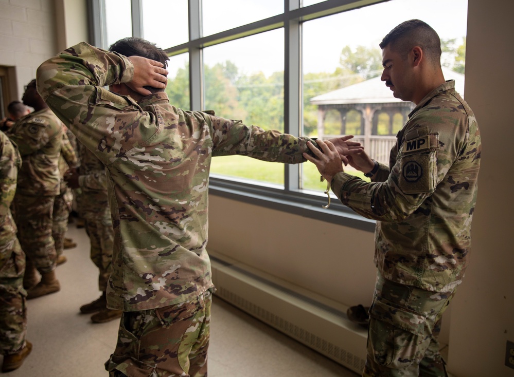 LA National Guard MPs Train on Handcuffing Techniques while Deployed to Washington, D.C.