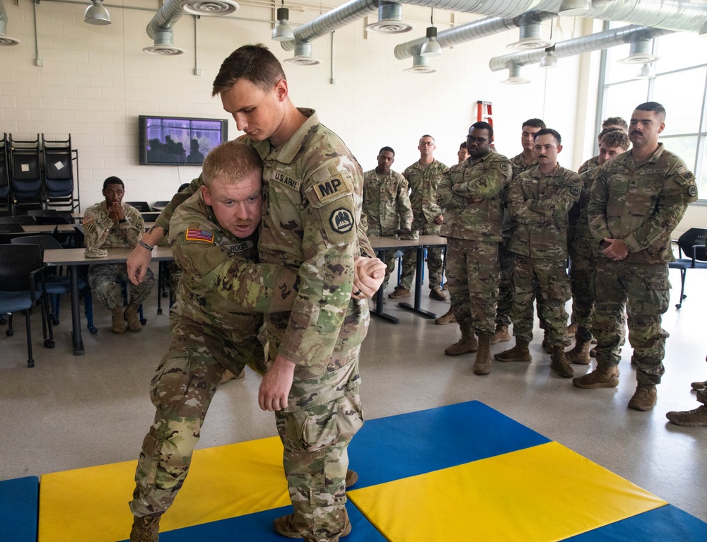 LA National Guard MPs Learn Defensive Takedown Tactics while Deployed to Washington, D.C.