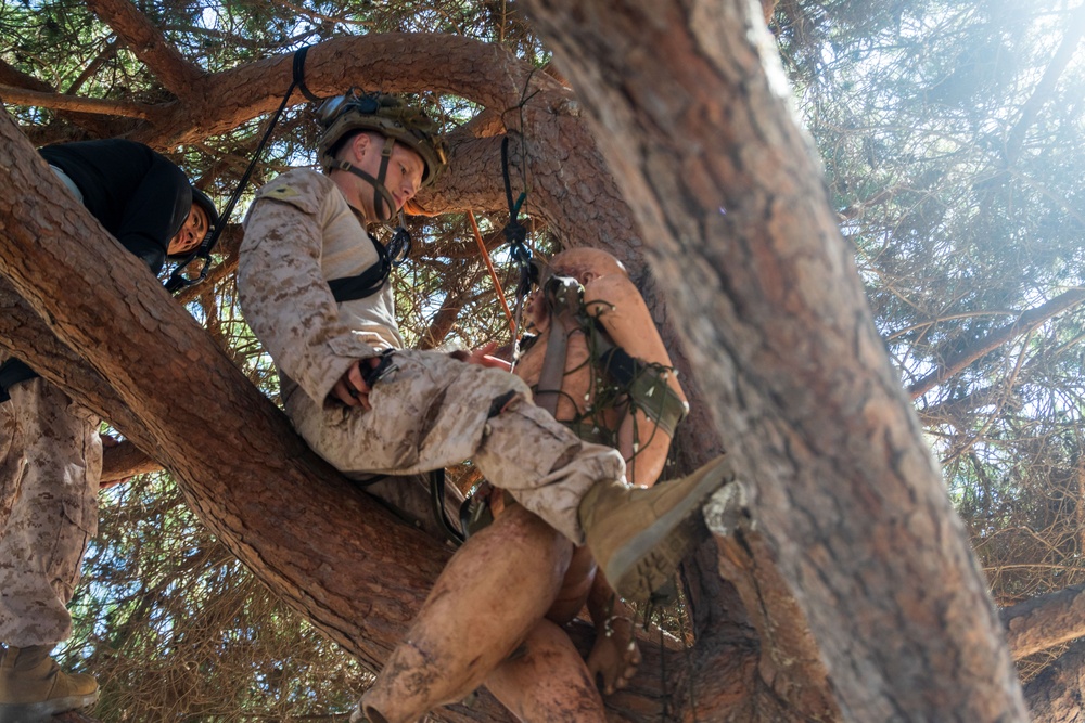 11th MEU Marines participate in TRAP course