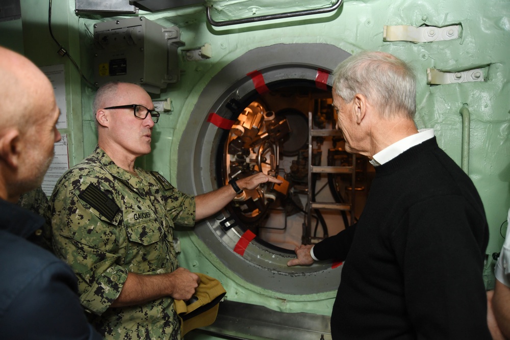 Norwegian Prime Minister Visits Submarine Capital of the World
