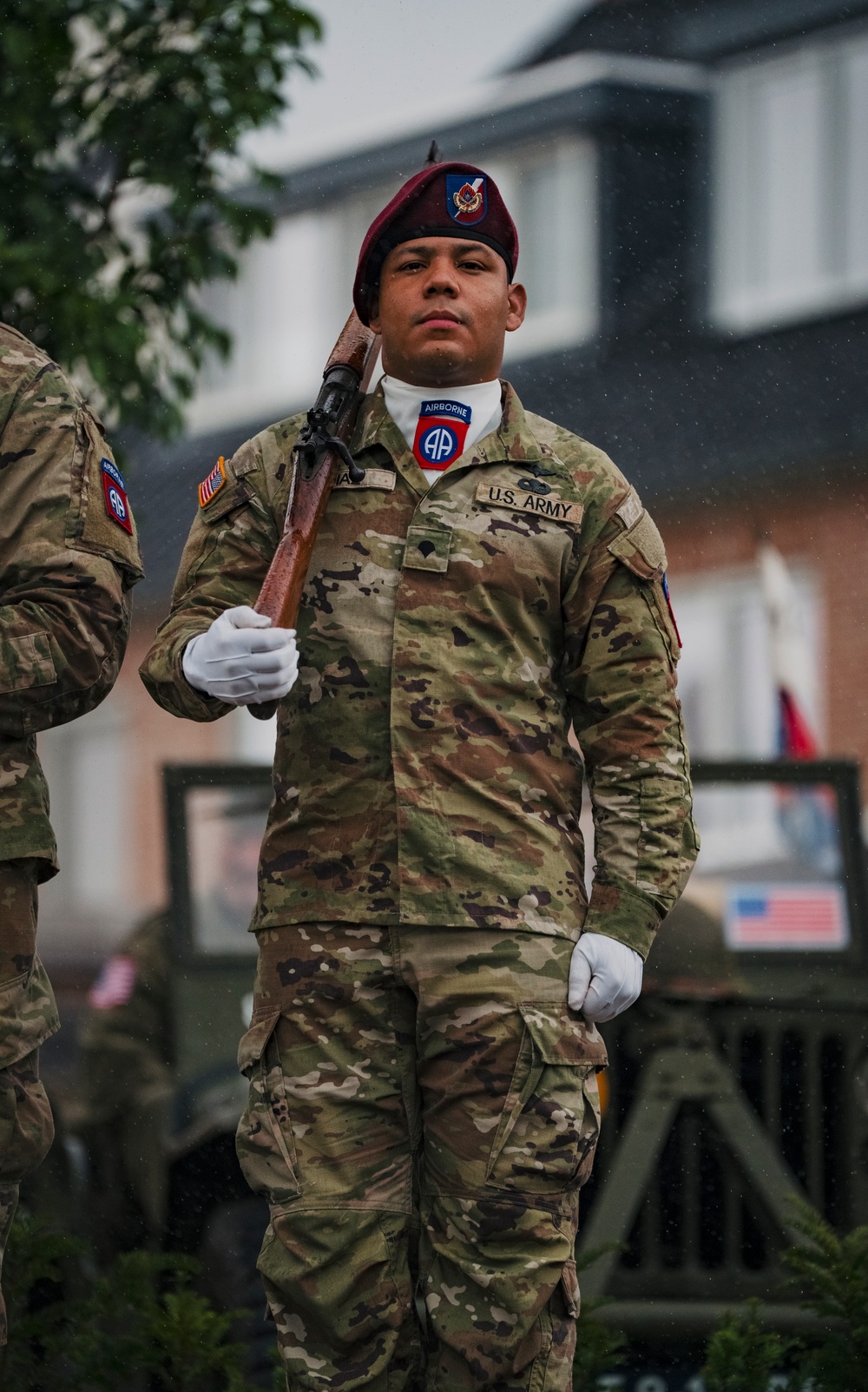 Market Garden 81 - Pvt. John R. Towle ceremony