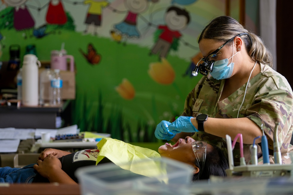 AMISTAD 2025 Dental Teams Ease Backlog in La Mesa