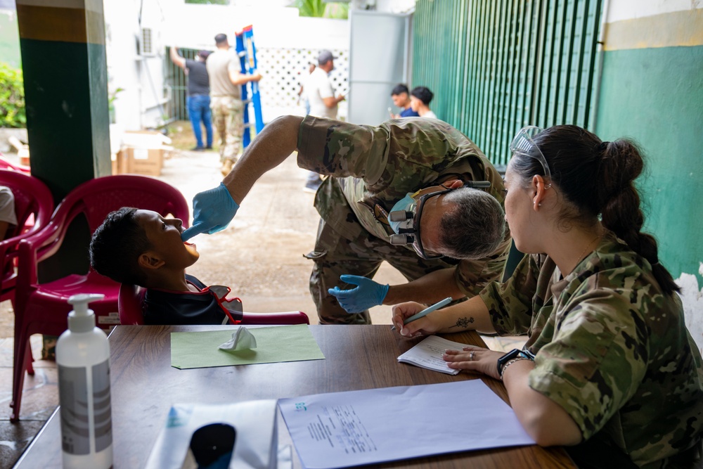 AMISTAD 2025 Dental Teams Ease Backlog in La Mesa