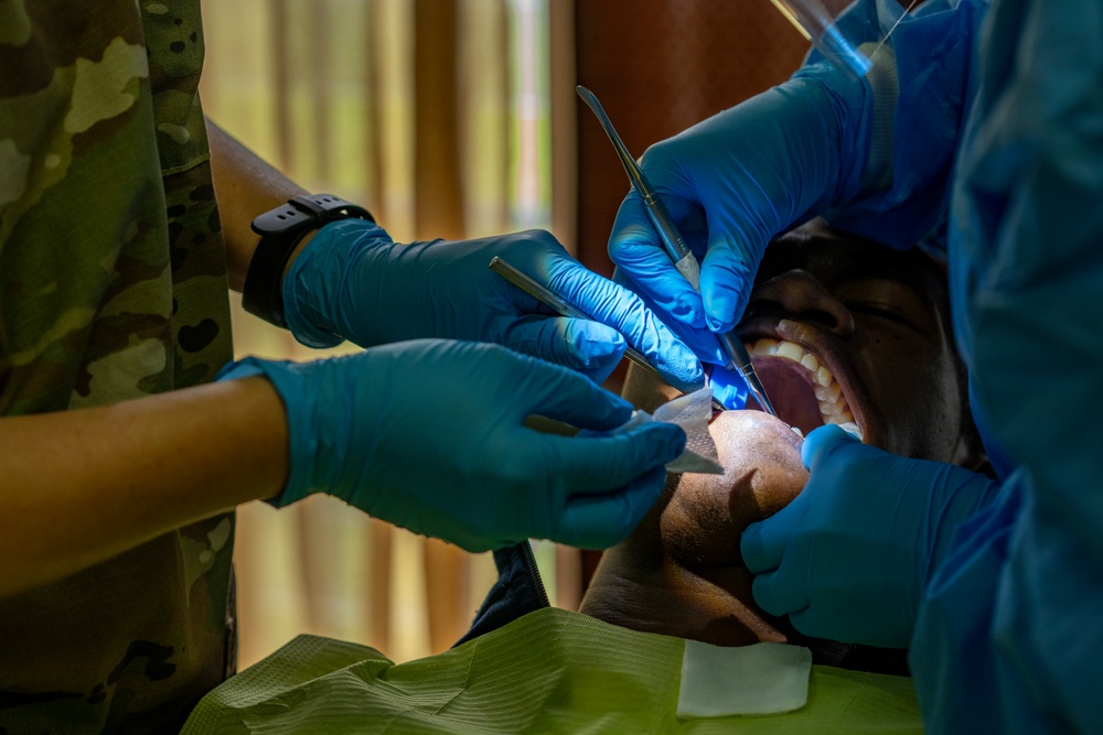 AMISTAD 2025 Dental Teams Ease Backlog in La Mesa