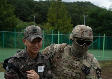 1-38 Field Artillery Regiment medics train alongside Korea partners