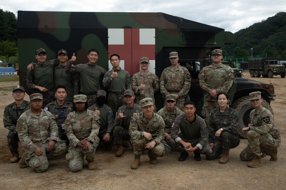 1-38 Field Artillery Regiment medics train alongside Korea partners