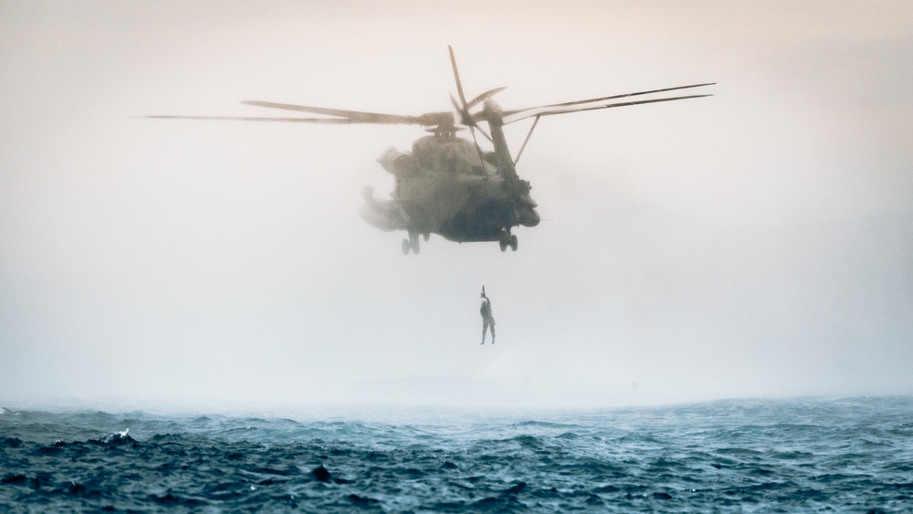 11th MEU Maritime Raid Force Conducts Helocast Rehearsals
