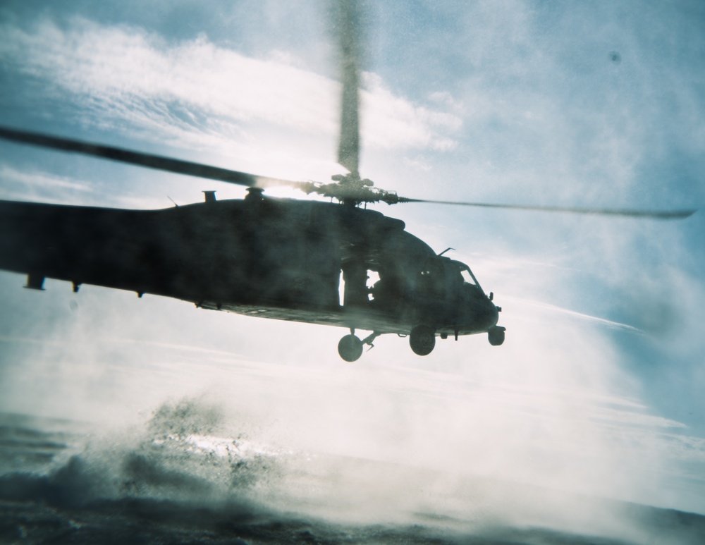 11th MEU Maritime Raid Force Conducts Helocast Rehearsals