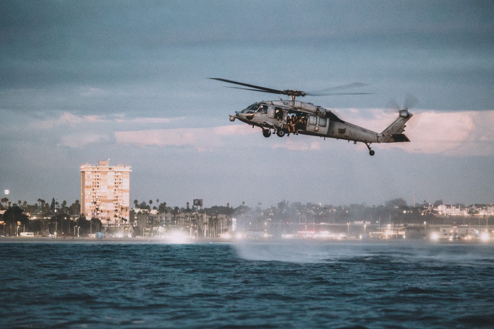 11th MEU Maritime Raid Force Conducts Helocast Rehearsals
