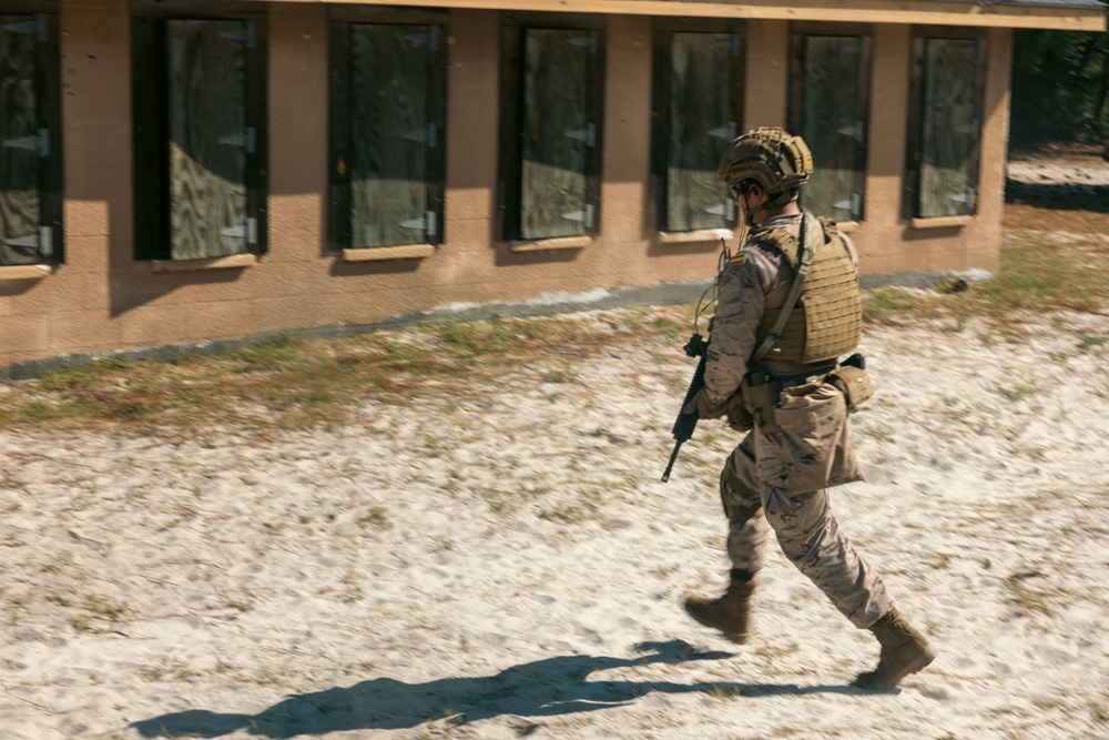 UNITAS 2025: Multinational Forces Conduct Force on Force Urbanized Terrain Training