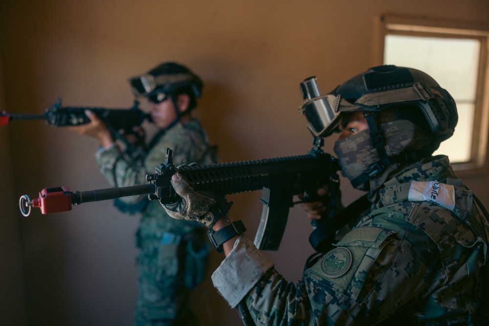 UNITAS 2025: Multinational Forces Conduct Force on Force Urbanized Terrain Training