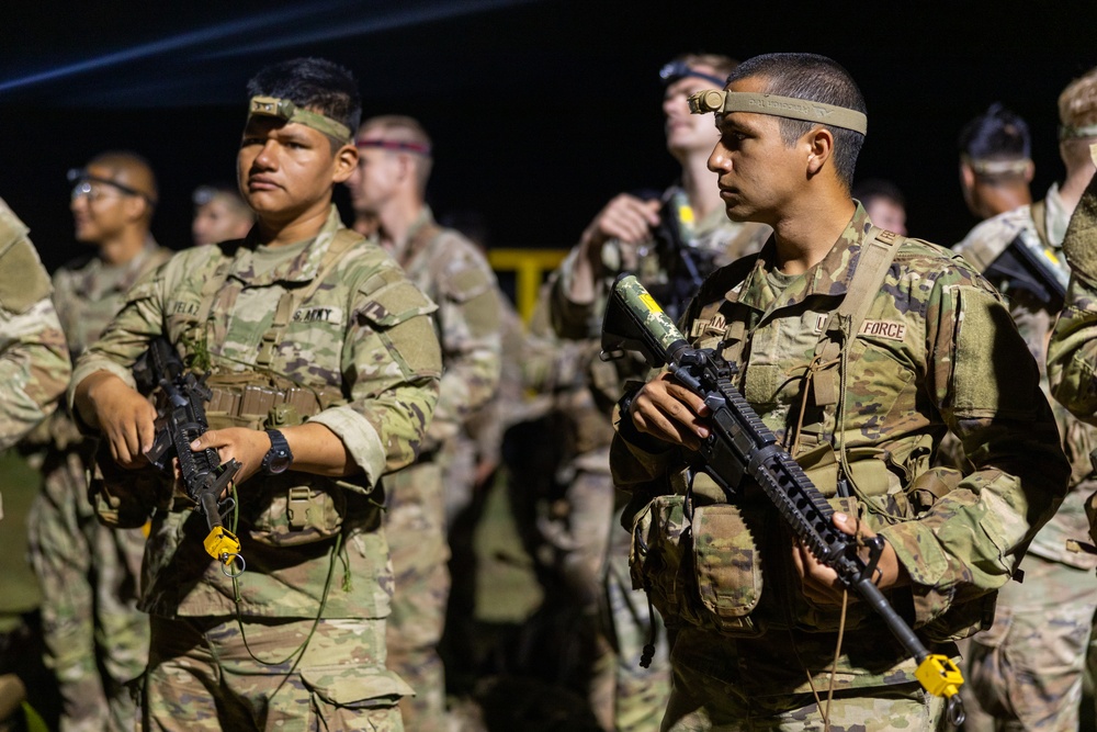 Indo-Pacific servicemembers conduct Pre-Ranger course (SURT) in Hawaii