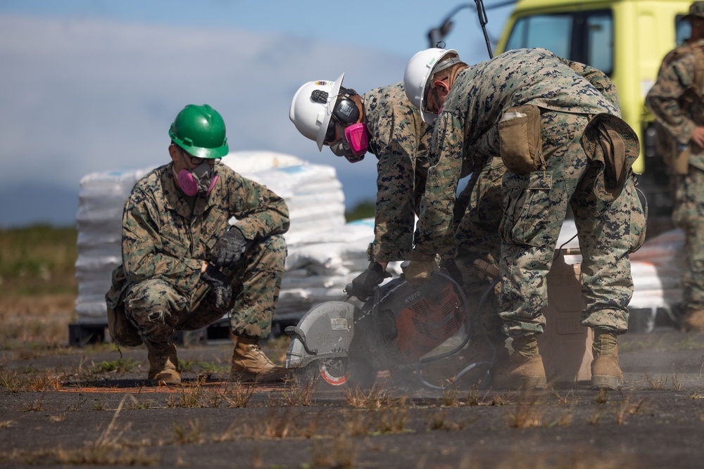 RD25 | MWSS-171 repairs damaged airfield
