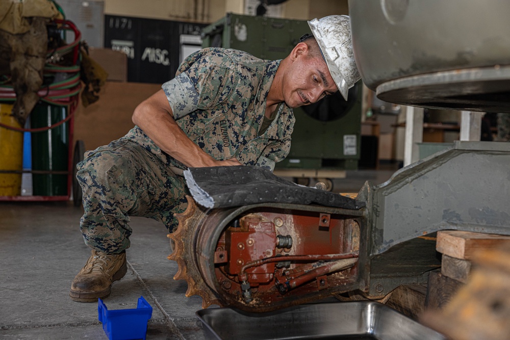 U.S. Marines, Japan Ground Self-Defense Force participate in bilateral maintenance during Resolute Dragon 25 