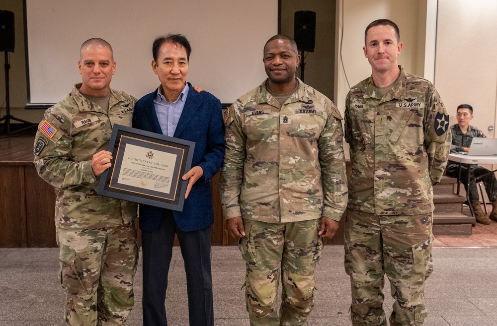 Mr. Chong K. "Tiger" Yim's Retirement Ceremony