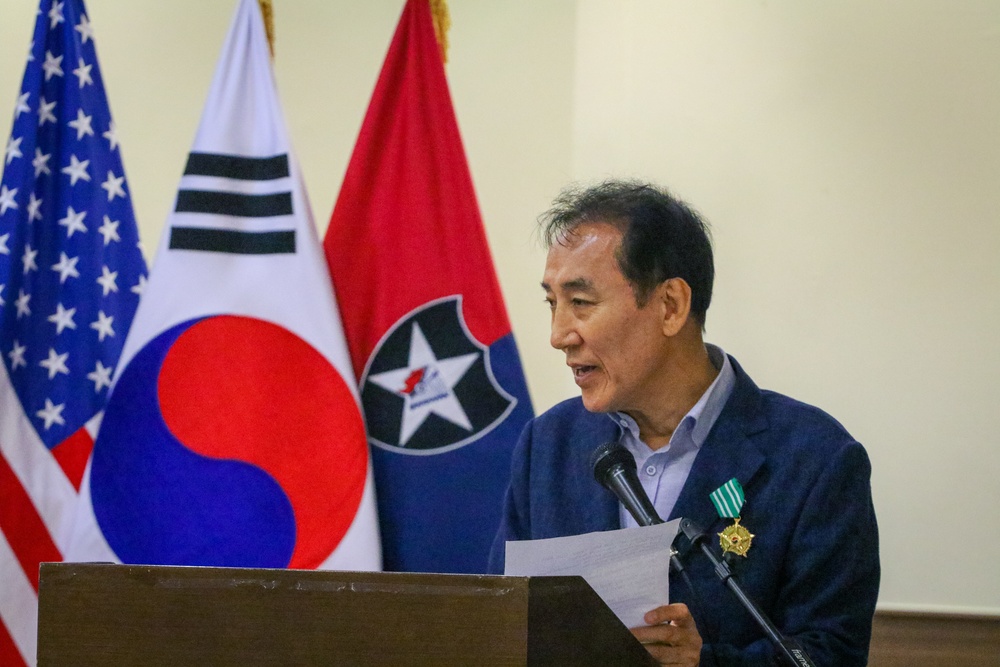 Mr. Chong K. "Tiger" Yim's Retirement Ceremony