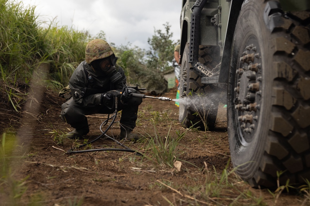 RD25 | 12th LLB Marines and JGSDF Service Members Participate in a Bilateral CBRN Training