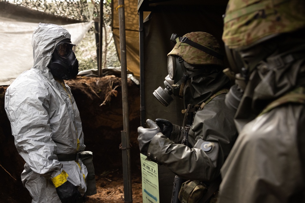 RD25 | 12th LLB Marines and JGSDF Service Members Participate in a Bilateral CBRN Training