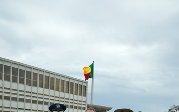 AFRICOM Commander visits Benin leaders