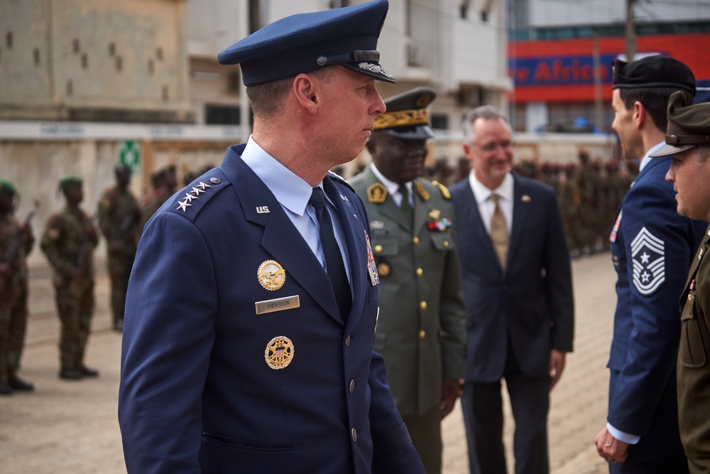 AFRICOM Commander visits Benin leaders