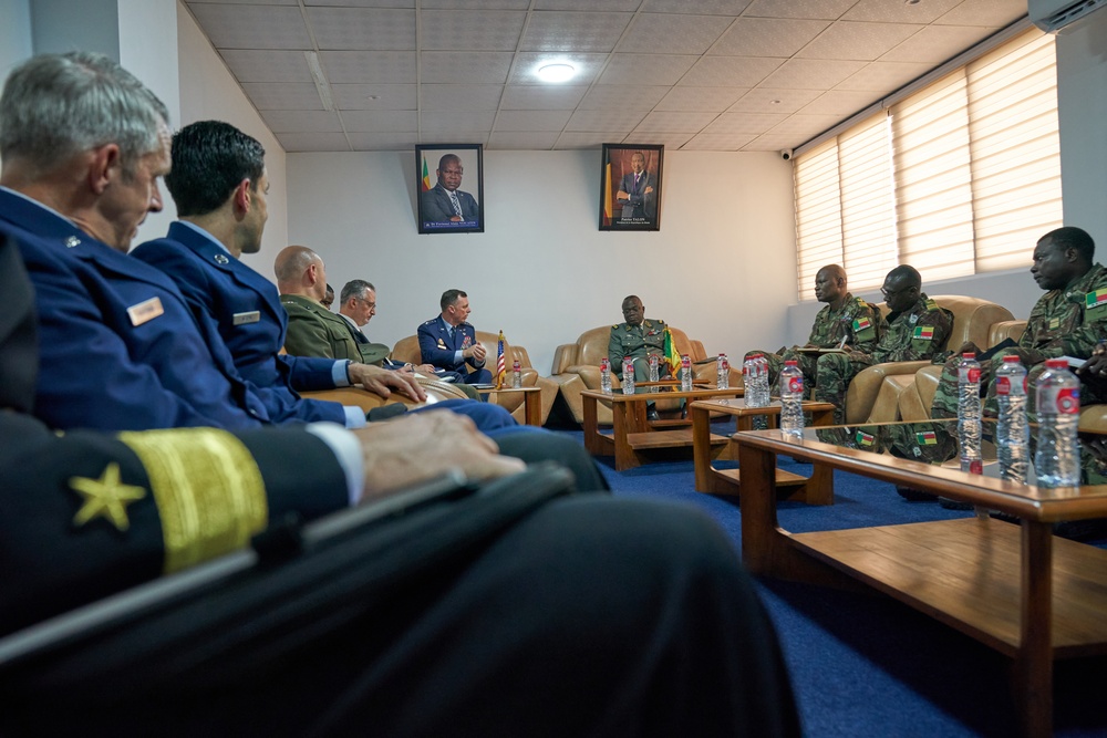 AFRICOM Commander visits Benin leaders
