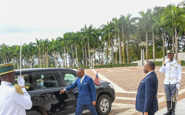 AFRICOM Commander visits Cameroon President