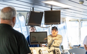 Military Sealift Command Director of Ship Management visits MSCEURAF area command