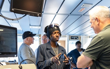 Military Sealift Command Director of Ship Management visits MSCEURAF area command