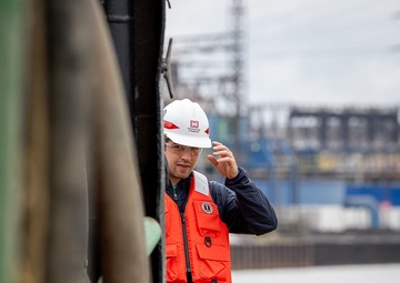 Cleveland Cuyahoga River Dredging with Army Fellows