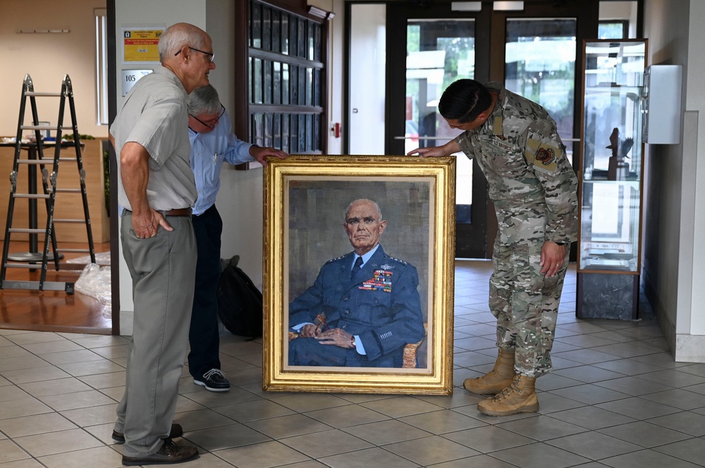 Family members donate portrait of Gen. Cannon