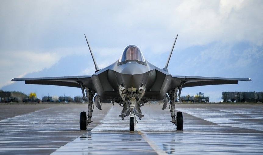 European Branch Office Wins Salute to Savings Award F-35 2020
