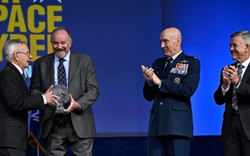 CSAF Allvin awards retired Gens. Jumper, Breedlove