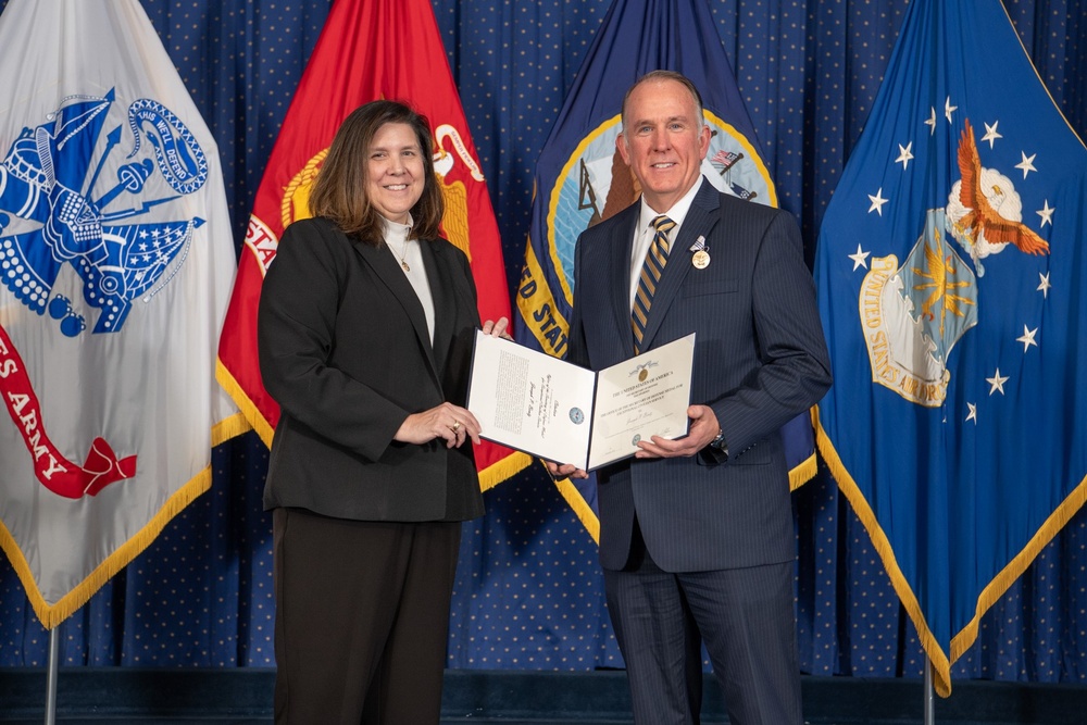 DCAA’s Deputy Director Mr. Joseph Bentz retires
